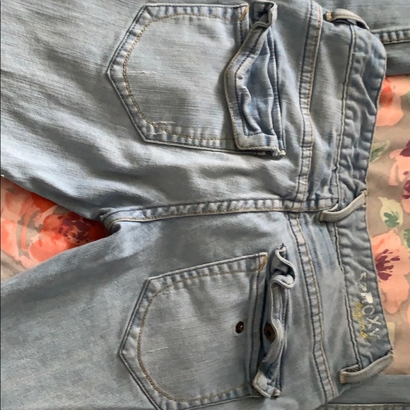 🎉Roxy Legend Light Blue Straight Leg Jeans - Picture 3 of 8